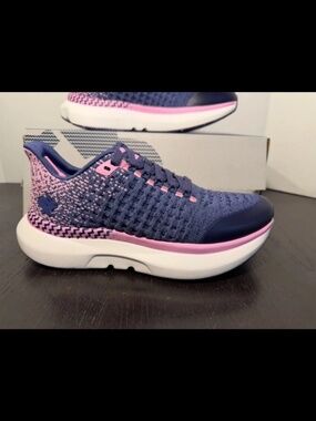 Rabbit Dream Chaser Running Shoes Sneakers Skipper Blue Womans 7M